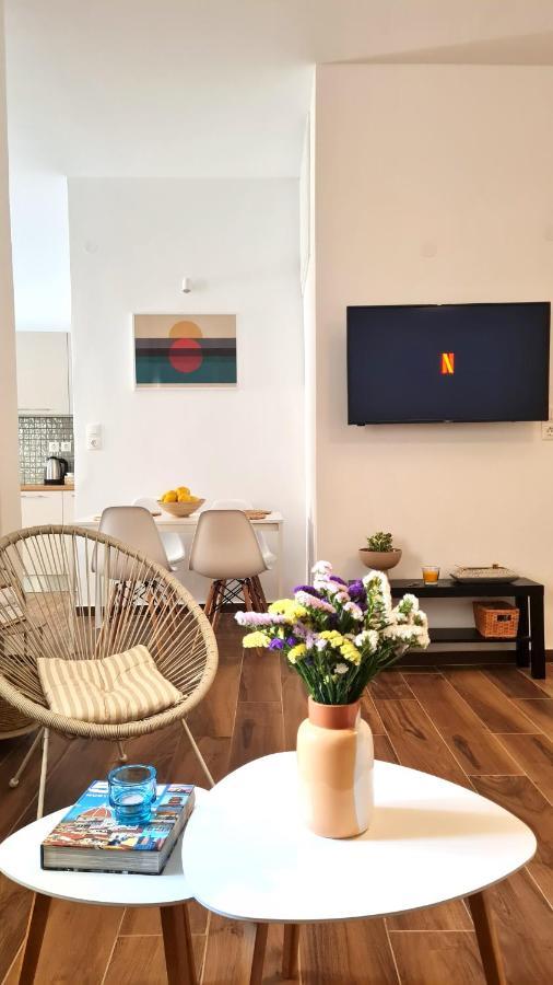 Yannis Guest House Aegina Extérieur photo